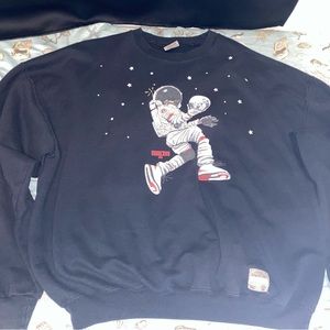 Jordan spaceman crewneck cement 3’s edition, good condition